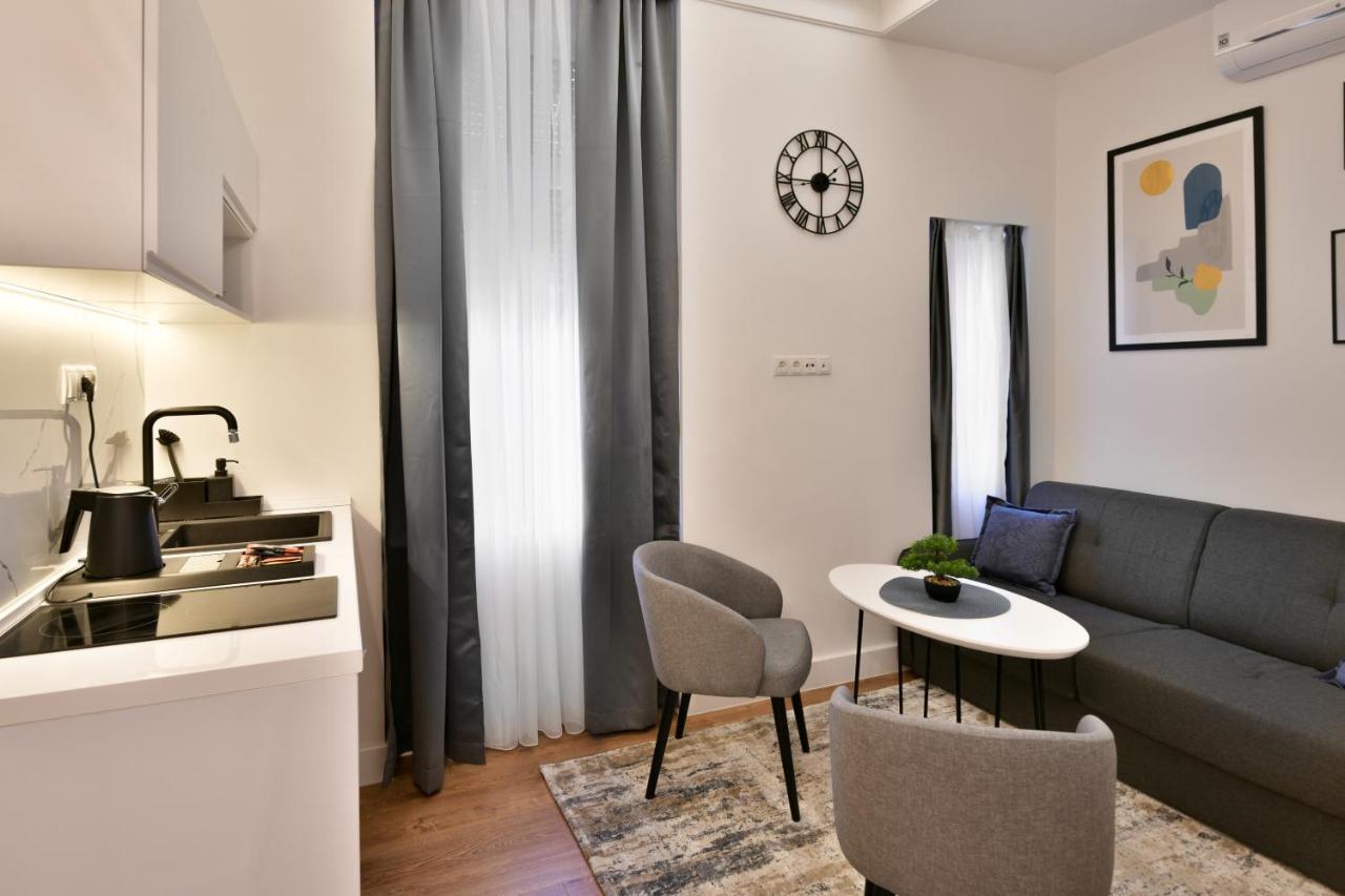 Luxury Galla Apartments In The City Center サラエヴォ エクステリア 写真