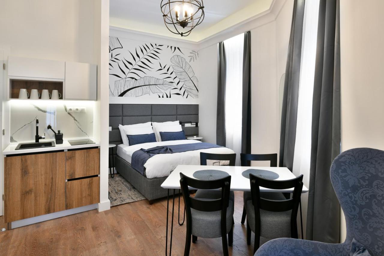 Luxury Galla Apartments In The City Center サラエヴォ エクステリア 写真
